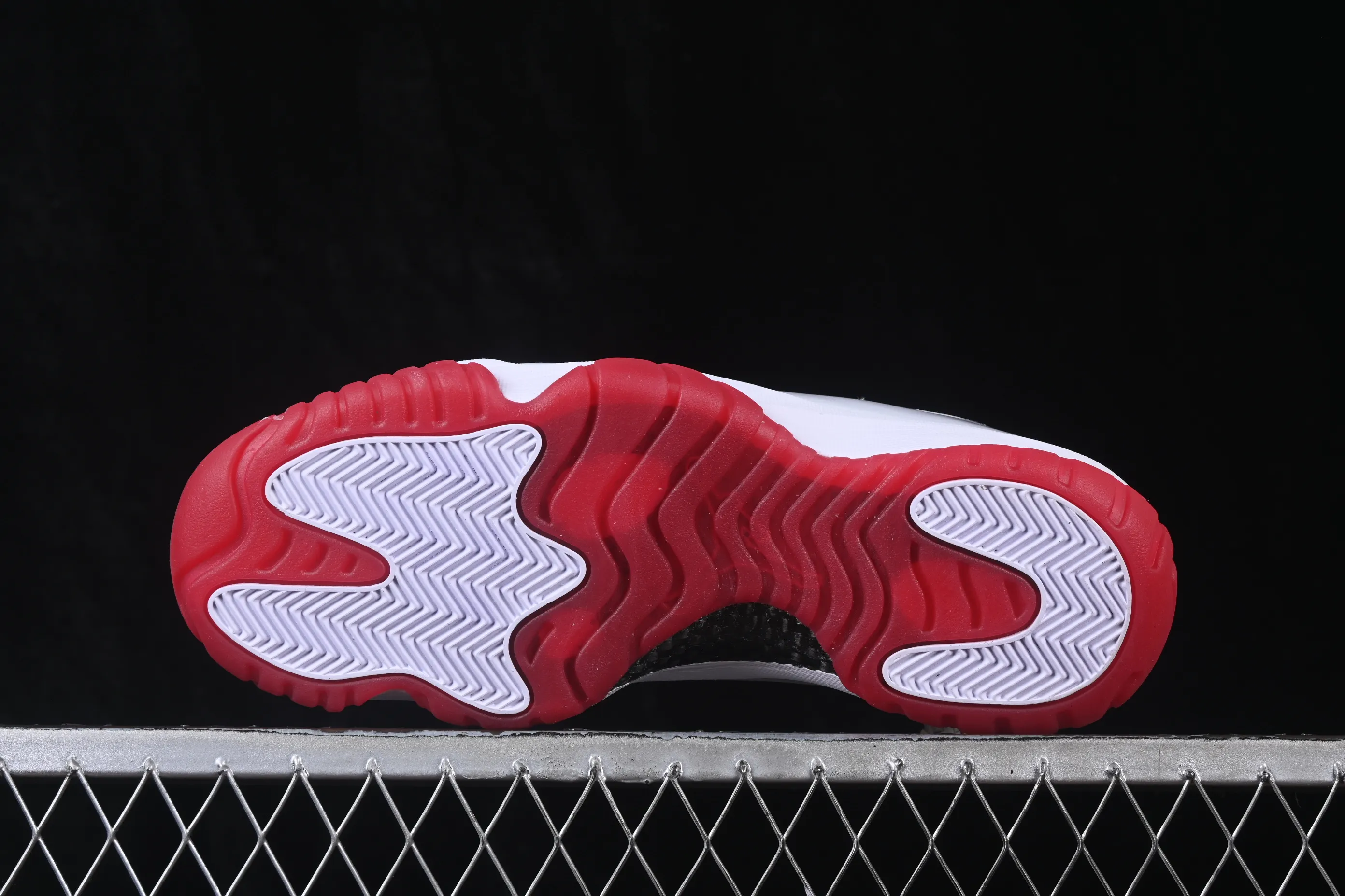 All categories Air Jordan Jordan series basketball shoes Air Jordan 11 Air Jordan 11 Retro AJ11 Joe 11 patent leather white and red CT8012-160